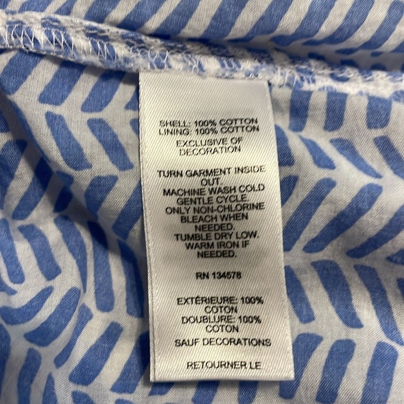 Vineyard Vines womens XL 16 18 Blue White Chevron pattern mini vneck sleeveless - Picture 9 of 10